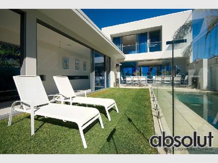 Absolut Custom Glass Systems Absolut Custom Glass Systems