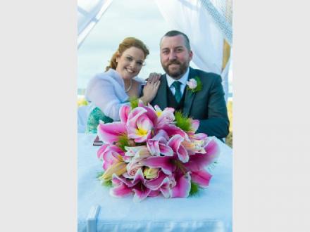 Beach Weddings & Elopement Packages | Wedding Celebrant Gold Coast 
