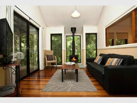 Cedar Creek Lodges