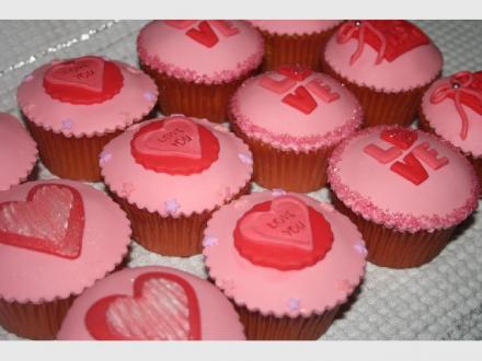 Cupcaix Cakes Cupcaix Cakes
