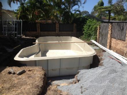 GOLD COAST DIGGER HIRE GOLD COAST DIGGER HIRE