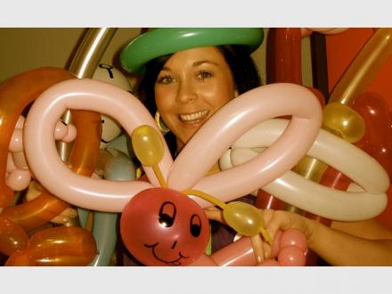 Strawberry Fundaes Children's Entertainment Strawberry Fundaes Children's Entertainment